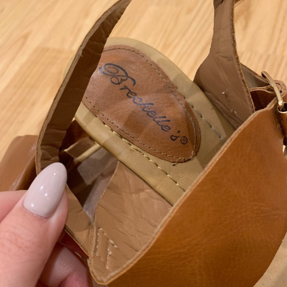 Platform sandals - Picture 6 of 9